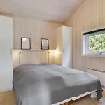 Alethe - 1km From The Sea By Interhome *